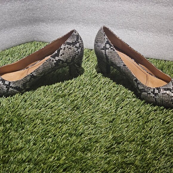 Vionic Mia Natural Snake Leather Pumps 👠🐍 - Picture 4 of 7